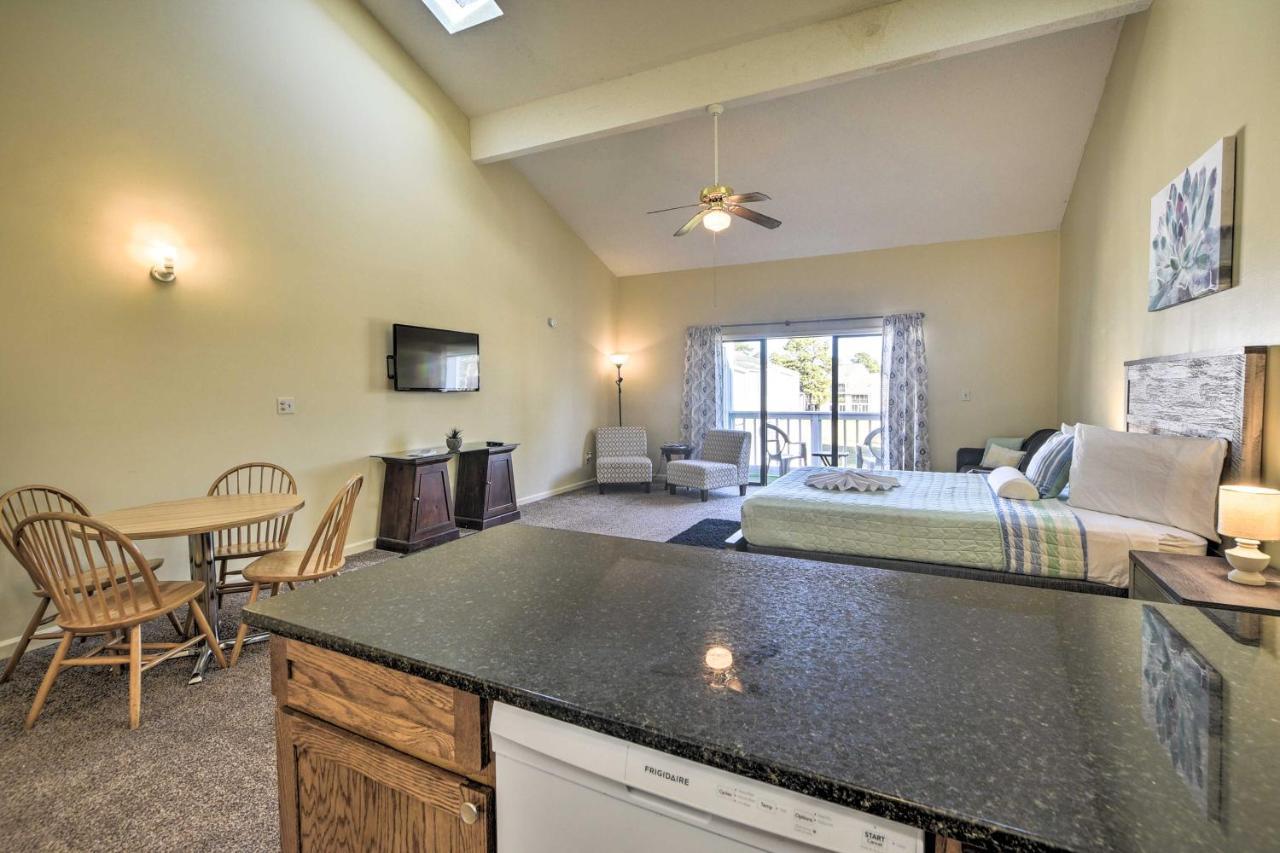 Sunny Studio With Pool - 4 Mi To Cherry Grove Beach! Little River Exterior photo